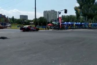 Авто влетело в толпу зрителей на гонках в Киргизии