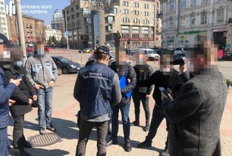 $200 тысяч за назначение на должность: В Киеве задержали псевдосоветника Ермака