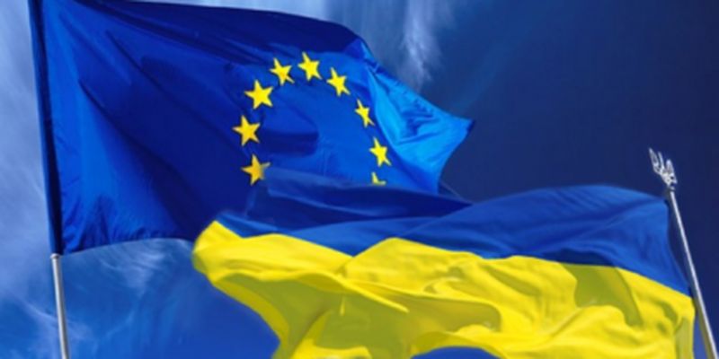 Процесс пошел: консульства в странах Европы приостановили прием украинцев