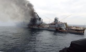 Отец погибшего на крейсере "Москва" матроса начал публиковать информацию о затоплении