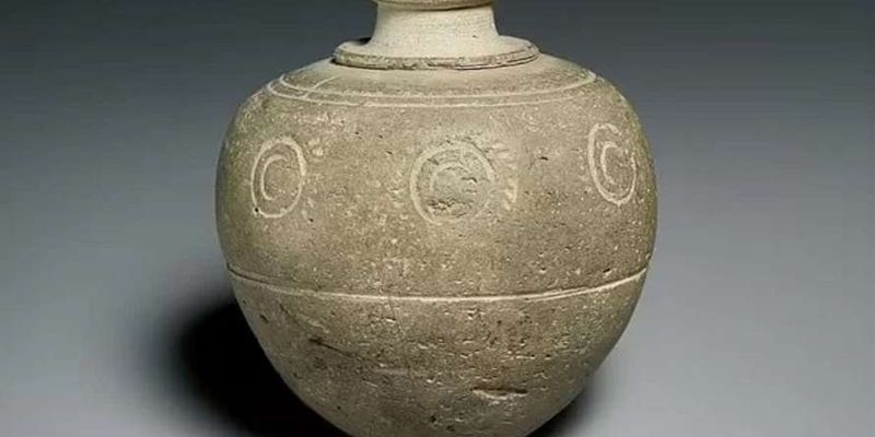 Может быть древнейшей ручной гранатой: археологи в Израиле нашли необычные боеприпасы, фото