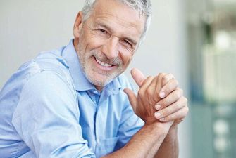 Ученые рассказали о преимуществах мужчин в старости
