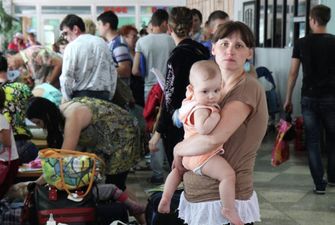 "Мы должны уйти": украинские беженцы в ЕС боятся зимой остаться без жилья