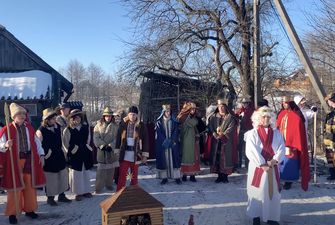 Когда в Украине колядуют и что такое Вертеп: традиции, связанные с Рождеством