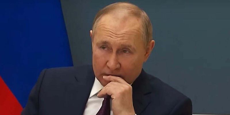 Путин "сейчас слаб" и есть историческая возможность победить его, - экс-сотрудник ЦРУ