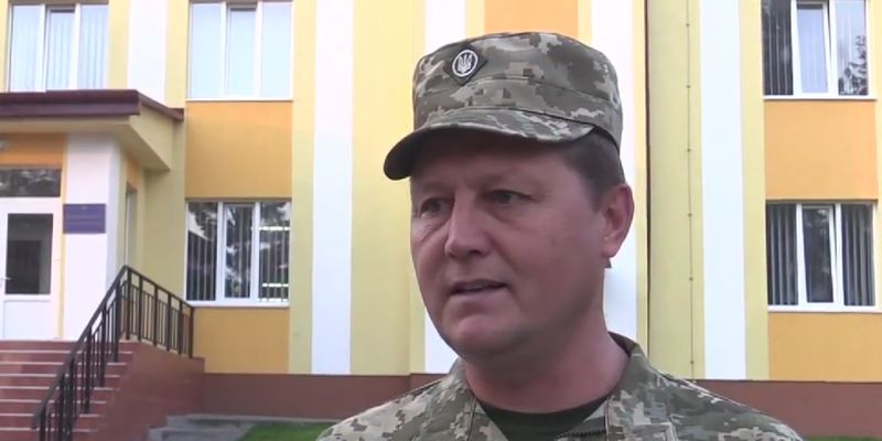 Зеленский уволил Командующего объединенными силами