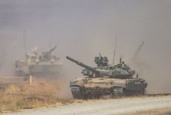 Россия стягивает танки, гаубицы и артиллерию на Донбасс: карта размещения