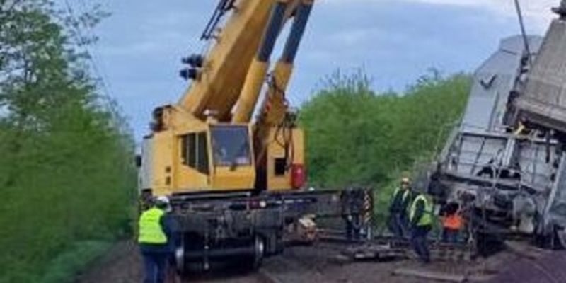 Серьезная катастрофа на железной дороге: в "Укрзализныце" сделали срочное заявление