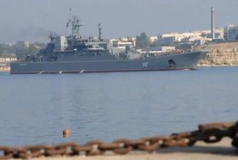 Десантные корабли РФ подкрались к берегам Испании: подробности от Минобороны страны