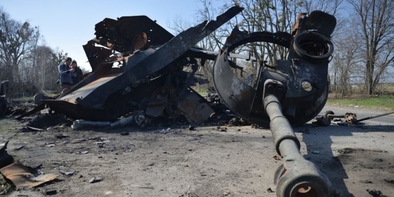 У зоні ООС українські захисники відбили 11 атак ворога, знищені три танки та інша техніка
