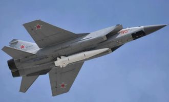 Враг обходит санкции и производит ракеты "Кинжал": эксперт заявил о независимости РФ от поставок