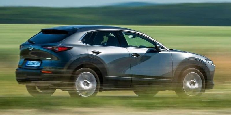 Первый электромобиль Mazda представят совсем скоро