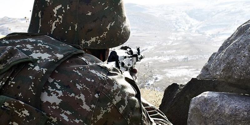 Армения заявила о гибели троих военных в боях с Азербайджаном
