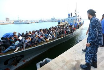 Греція може встановити плавучий бар’єр, щоб завадити напливу мігрантів
