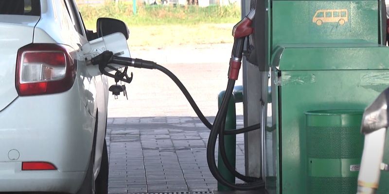АЗС подняли стоимость бензина и ДТ: новые цены