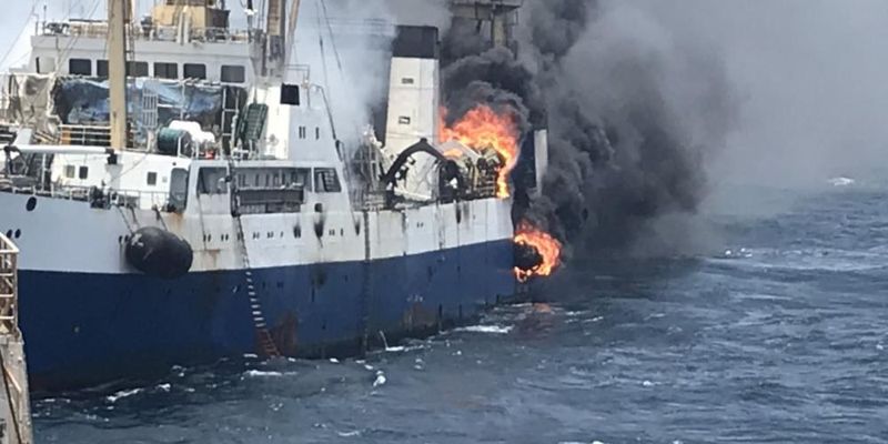 Пожежа на океанському судні "Іван Глубець": ЗМІ повідомили про загибель українського моряка