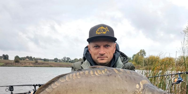 Украинец поймал карпа-"великана": фото 12-килограммового трофея