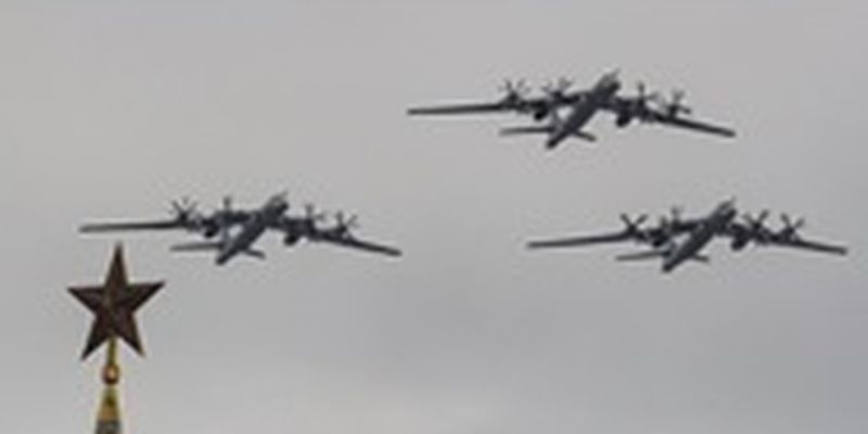 Россия подняла в воздух 14 бомбардировщиков - Ким