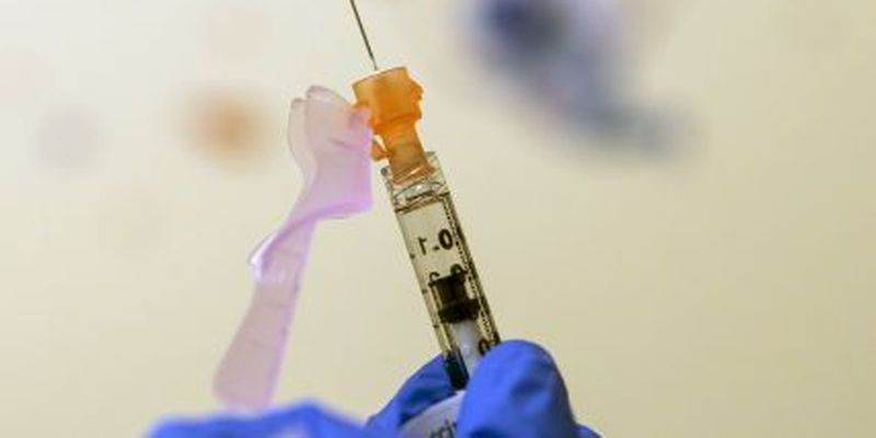 В пунктах и центрах вакцинации COVID-19 в Украине доступна вакцина CoronaVac