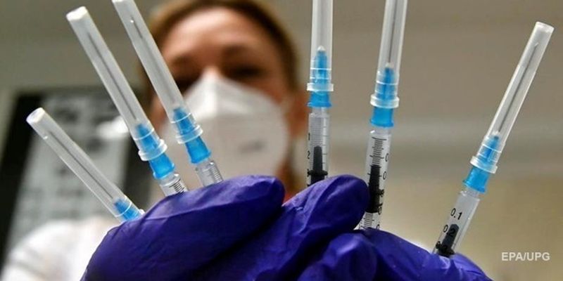 В Литве женщина умерла после вакцинации от COVID-19
