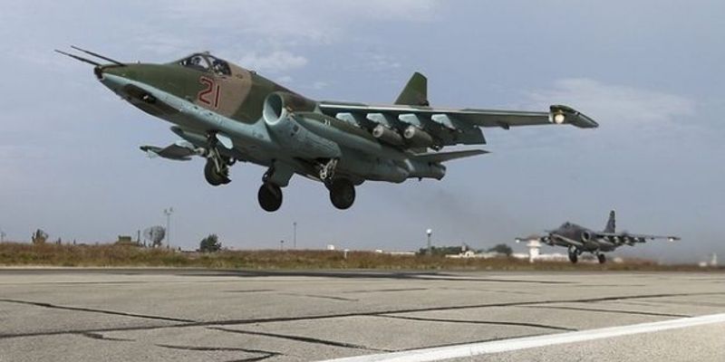 "Пополняет запасы": в командовании Воздушных сил ответили, стягивает ли РФ дополнительную авиацию
