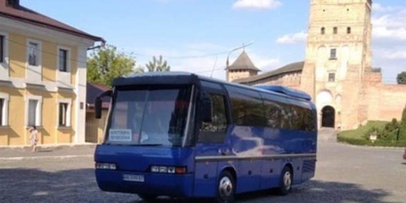 На Закарпатье работники ТЦК схватили водителя автобуса, который привез детскую сборную на соревнование: подробности скандала