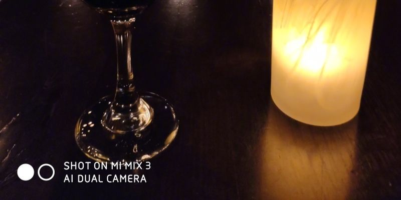 Xiaomi Mi Mix 3: видео с демонстрацией функциональных особенностей раздвижной конструкции и первые снимки в темноте на основную камеру смартфона