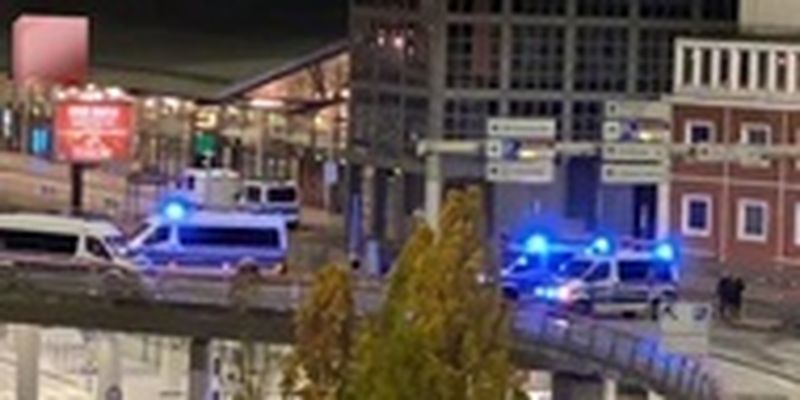 Аэропорт Гамбурга заблокирован из-за вооруженного мужчины