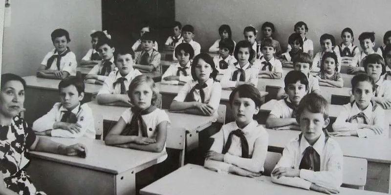 Требование времени или эксперимент: почему в СССР школьники "перепрыгивали" 4 класс