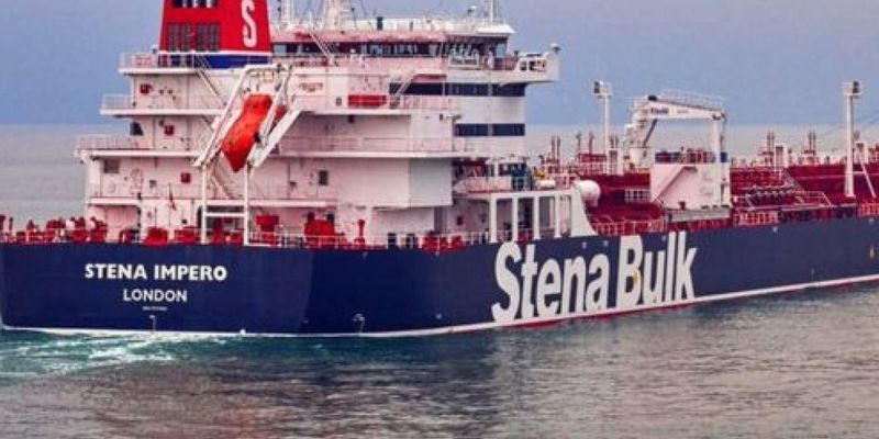Иран задержал танкер, который плыл под английским флагом