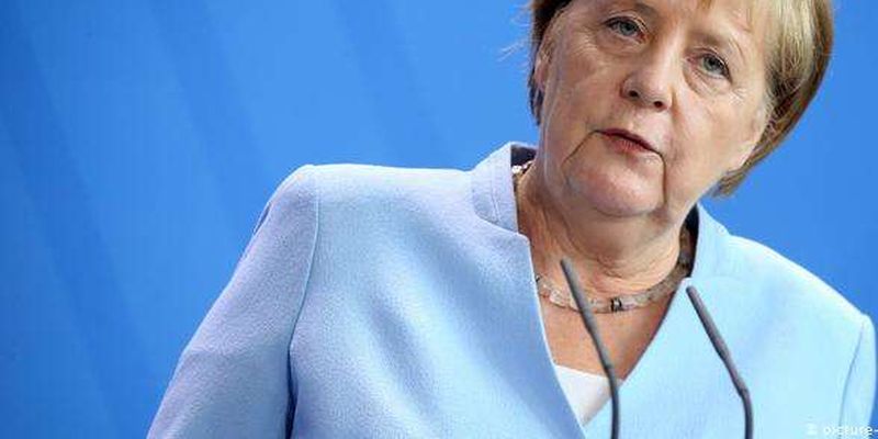 Меркель заявила, що Німеччина готова до жорсткого Brexit
