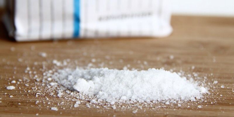 Дефицит соли отменяется: супермаркеты рассказали, где ищут альтернативу "Артемсоли"