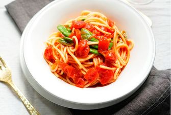 Рецепт недели: домашняя паста с помидорами