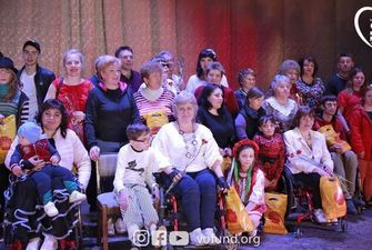 Владимир Мунтян поддержал фестиваль для людей с инвалидностью "Дніпровські хвилі"