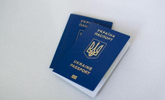 Кремень обратился в Кабмин из-за русского языка в украинских паспортах: что известно