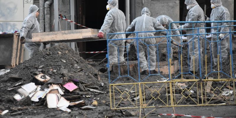 Поиски пропавших и неопознанные жертвы: что происходит на месте трагедии в Одессе