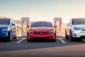 Зрада відміняється: Tesla після ДТП матимуть змогу заряджатися від швидкісних станцій