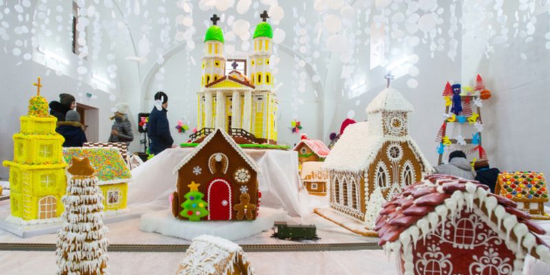 В Ужгороде стартовал трехдневный фестиваль рождественских пряников