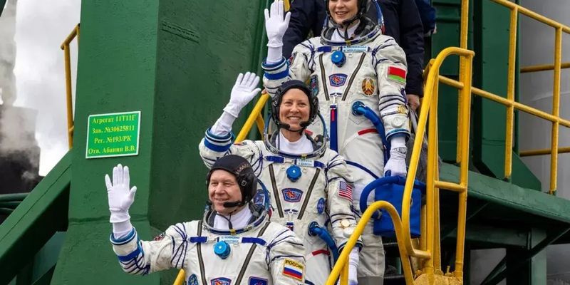 Війна в Україні не заважає: астронавт NASA піднявся на орбіту ракетою "Роскосмосу". Фото