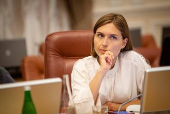 Анна Новосад назвала свою зарплату несоизмеримой с потребностями киевлянки