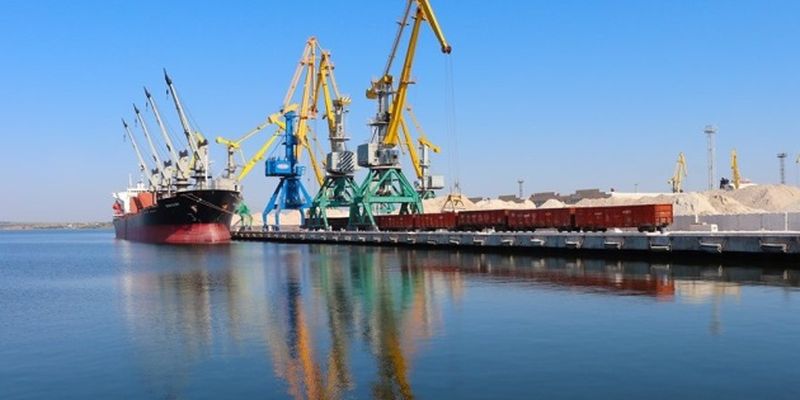В Украине объявили конкурс по передаче в концессию имущества порта «Ольвия» и АМПУ