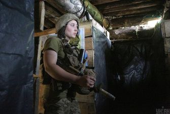 Воинский учет женщин в Украине: юрист указал на главные моменты