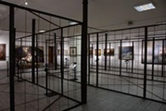 Музей открыл выставку картин Порошенко: пришло ГБР