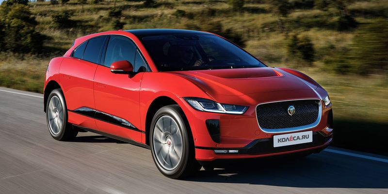 Компания Jaguar обновила программное обеспечение электромобиля I-Pace