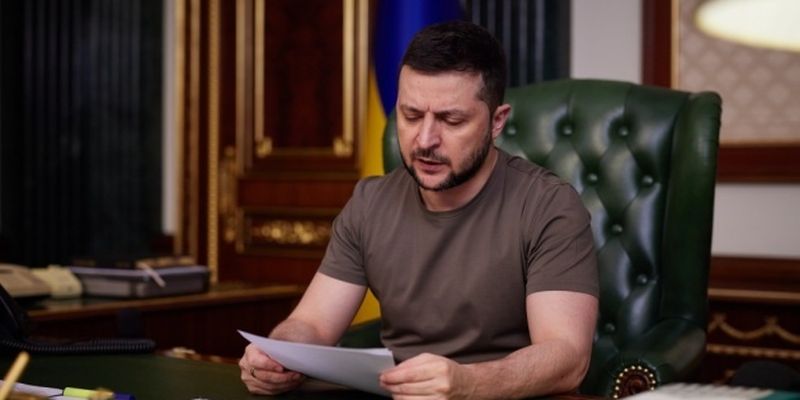 Зеленский удостоил государственных наград 216 украинских защитников