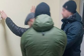 СБУ задержала в Киеве российского агента, который прибыл из Крыма готовить диверсии: фото