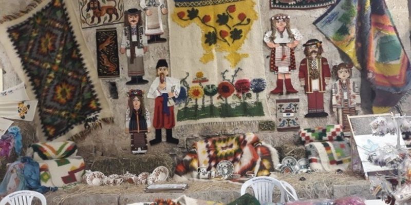 Керамика и ткачество: украинки привезли свои произведения на фестиваль в Стамбуле