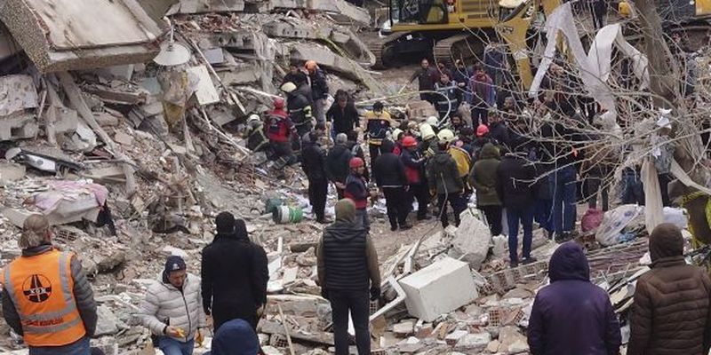 Разрушительное землетрясение в Турции 6 февраля: все подробности, фото и видео