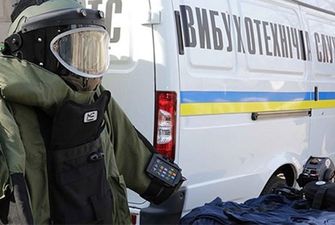 Украинские взрывотехники показали коллекцию «подарков» из РФ