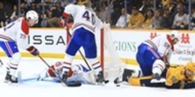 В НХЛ забили невероятный гол от защитного стекла